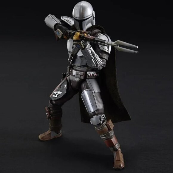 The Mandalorian Beskar Armor 1/12 Scale Model Kit - Model Kits - Bandai - Picture 4 of 9